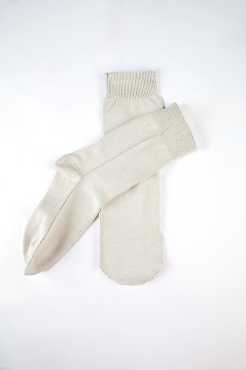Damen-Socken – medizinische Silbertextilien, hautfreundlich und atmungsaktiv, lindern Juckreiz und bieten elastische Passform.