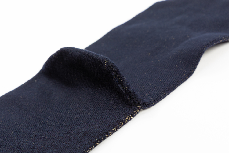 Damen-Socken dunkelblau – hautfreundliche Silbertextilien, atmungsaktiv, elastisch und schnell juckreizlindernd.